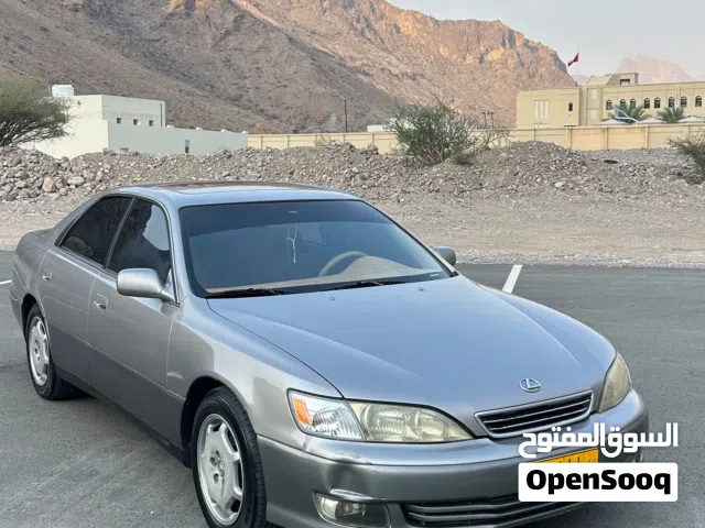 لكسز es 300