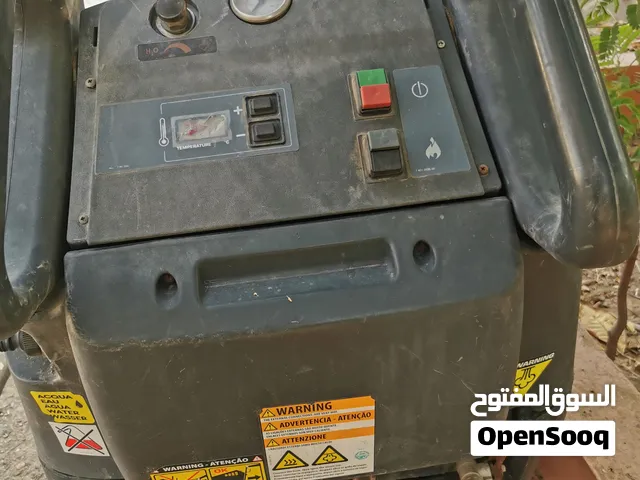 مكينة تنظيف بخارية