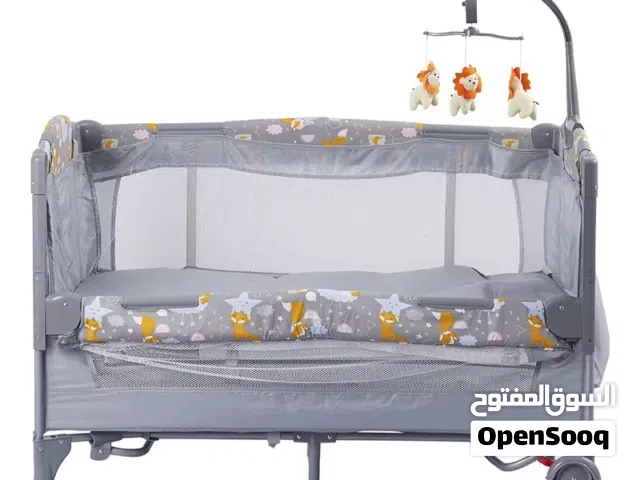عرض خاص لفترة محدودة في Island Toys! احصل على سرير البيبي next to me المتعدد الوظائف من ماركة Long