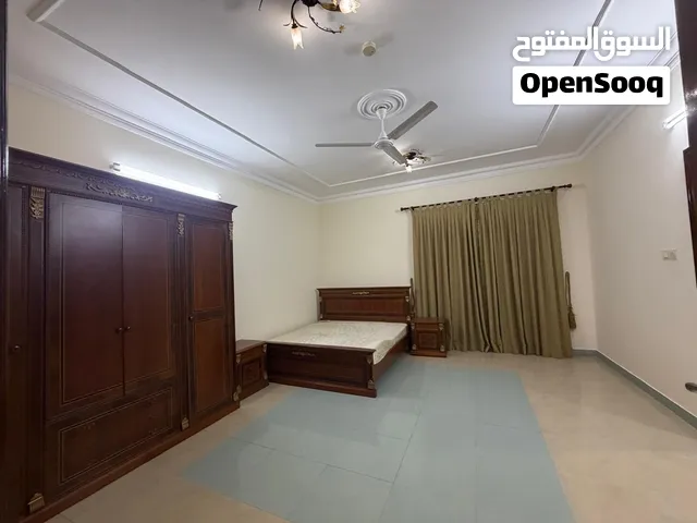 Room sharing available for bachelors