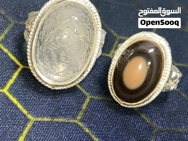 للبيع خواتم و احجار اصليه و بسعر ممتاز