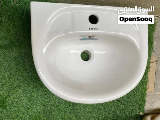 Small Bathroom Sink (Wash Basin)