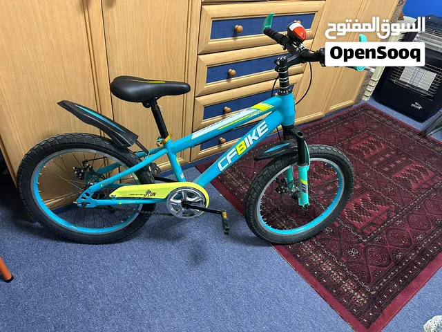 دواجة هوائية شبه جديدة