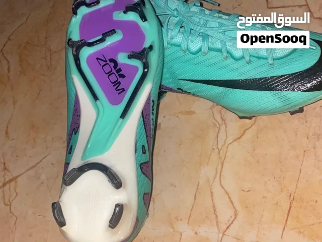 جوتي نايكي اصلي براغي مقاس 36 إلى 35