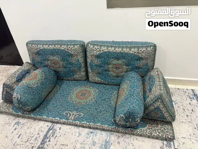 جلسة ارضية