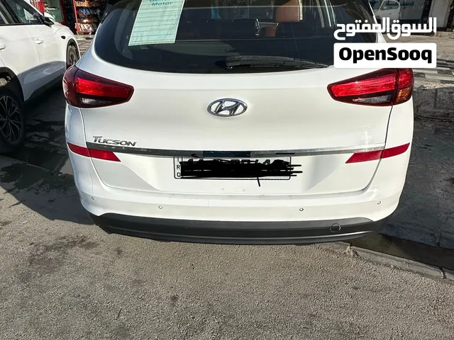 توسان خليجي الكاصد فول مواصفات 1/1 عدا البنوراما ماشية 70 الف حقيقي رقم بغداد