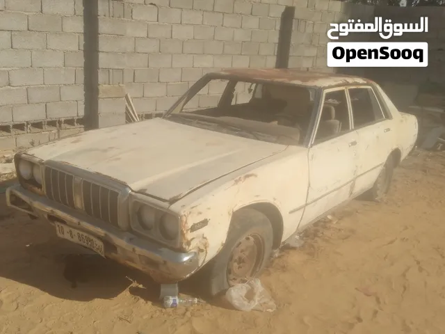 داتسون 200L  للبيع محرك كامل بالكمبيو
