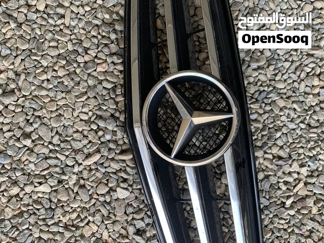 قطع غيار مرسيدس C300 موديل 2011
