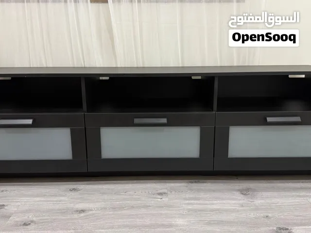 طاولة تلفاز للبيع