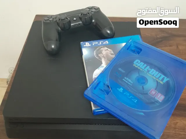 PS4 Slim 1TB + 1 Controllers + FIFA 18 +  COD Modern Warfare شارع 17 بجوار نفق سيدي بشر كيمو ستور