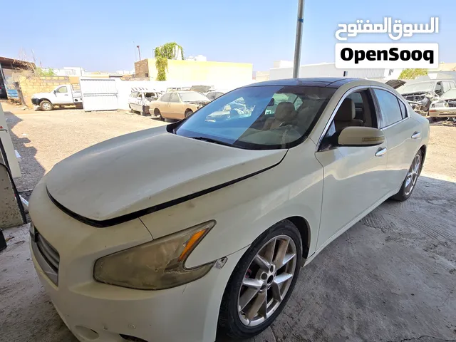 قطع غيار مكسيما 2009