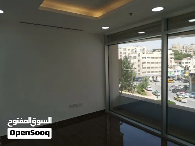 مكتب مميز للبيع قرب دوار الواحة شارع وصفي التل-تلاع العلي الشرقي