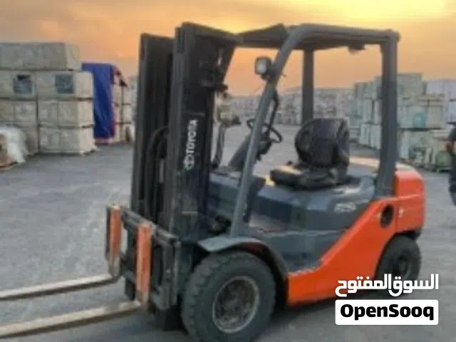 رافعه شوكيه للايجار مكه