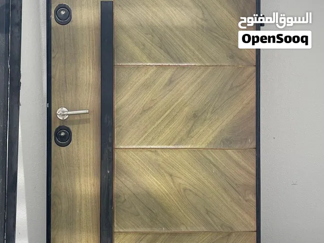 باب خارجي للبيع