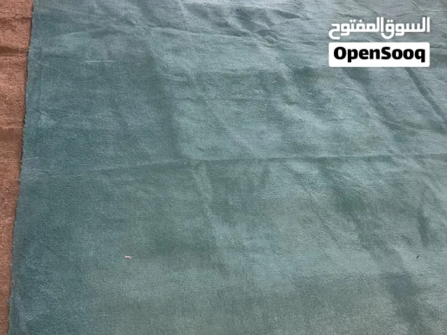 زوالي نضيفة قياسات كبيرة اللون السمائي قياس قطعتين3/4 والبيجي 4/5 ونص