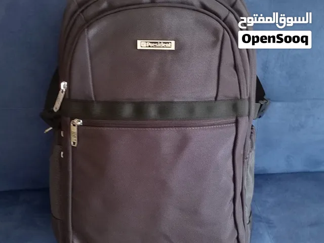 حقائب ظهر جديدة للبيع بثلاثة أشكال متنوعة للتواصل واتساب