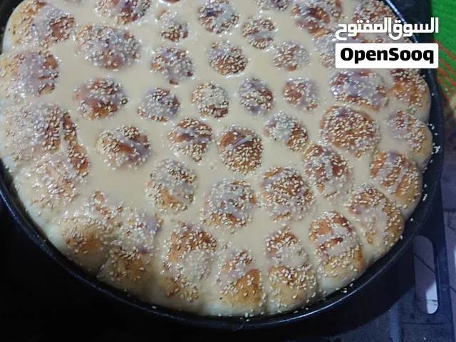 يوجد خليه نحل صينيه اكو مع جبن او اكو مع ككو او يوجد بعد مع حلقوم