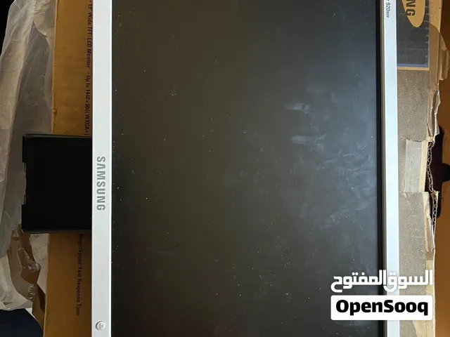 18.5 Samsung monitors for sale in Mafraq
