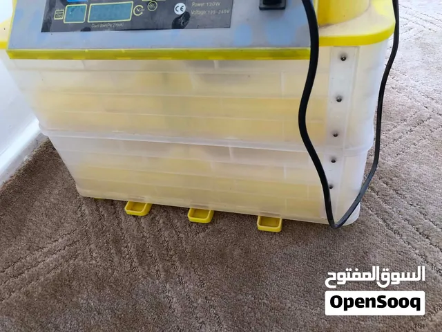 متوفر حضانه للبييععع استعمال شهرين ففقط تحمل 112 بيضه نسبة تفقيص 99/% كجر توماتك وكجر قلاب يدوي  الس