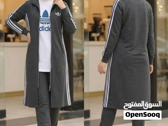 ترينج ستاتي الشرعي 3 قطع صار متوفر.. .الحجم من 60 ل 85 وزن.....بسعر 9دنانير فقط