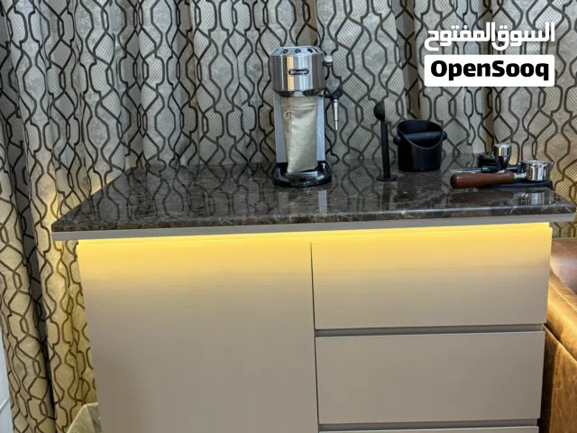 طاوله كوفي كورنر