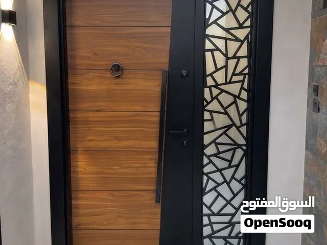 ابواب امان وابواب محورية وابواب داخلية الواحة وبجميع القياسات والفتحات المرادة