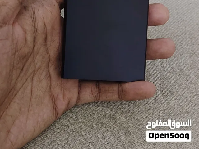حافظة بطاقات شخصية