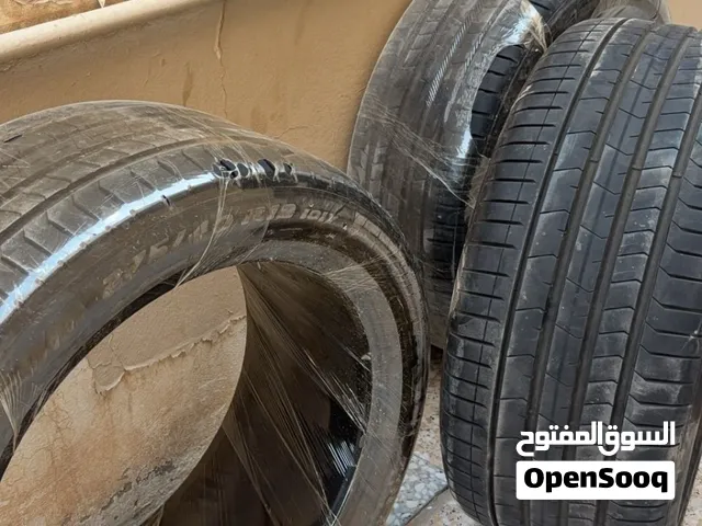 3 كفرات بيرلي رن فلات للبيع مقاس 19