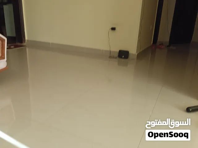 شقة للاجار في 7000 الكيش بحالة ممتازة