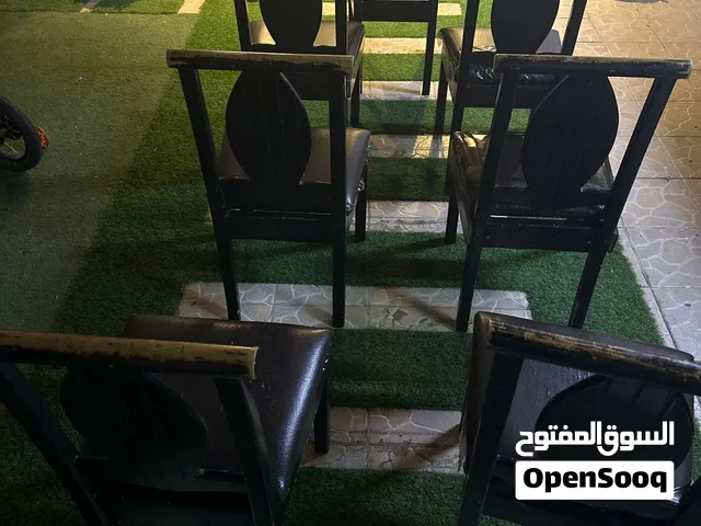 7 كراسي طعام. Dining chairs