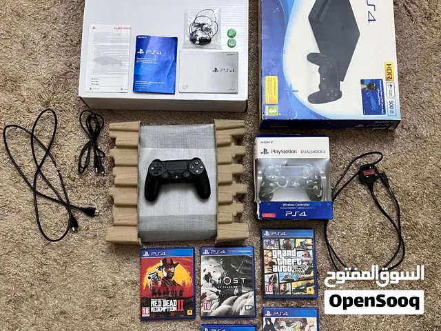 PS4 Slim نظيف بكامل ملحقاتة