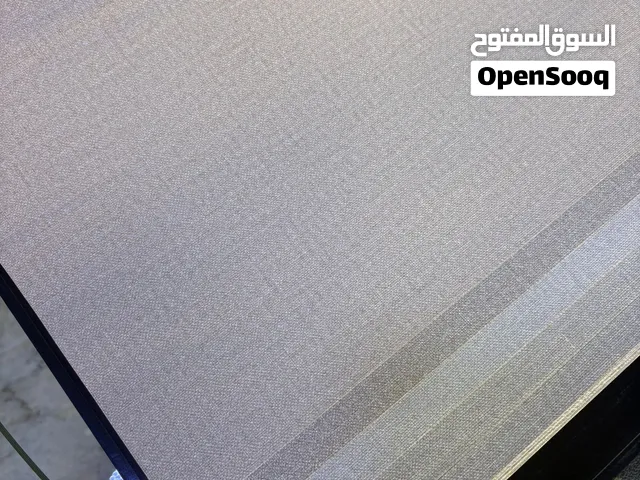 ورق جدران لينن ايطالي متوفر 5 نقشات مختلفه مع اكثر من 5 الوان من كل نقشه