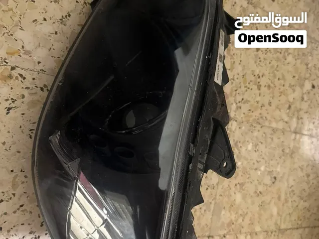 ضواو هوندا سيفيك 2005