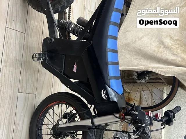 سلام عليكم عندي هال كوقو للبيع ال كوقو مايباله ولا شي غير أتبدل تاير جدام