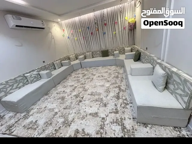 للبيع اثاث واغراض منزلية
