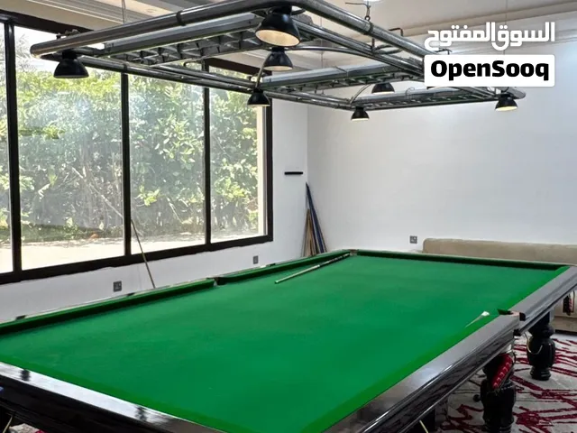 طاولة سنوكر جديدة