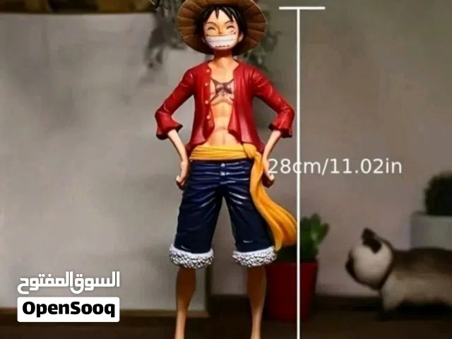 مجسم لوفي الشهير