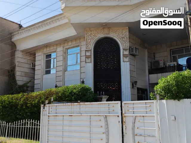 دار ملك صرف للبيع بموقع مميز في بغداد