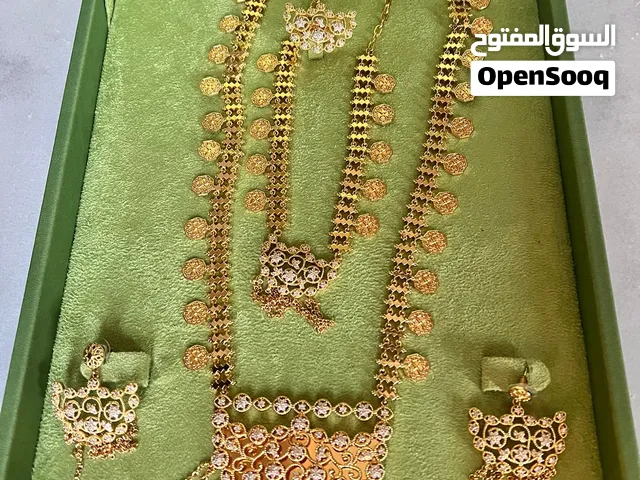 مرتعشة مطليه ذهب