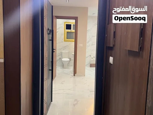 شقه ب حدائق الاهرام المنطقه -ل البوابه الرابعه