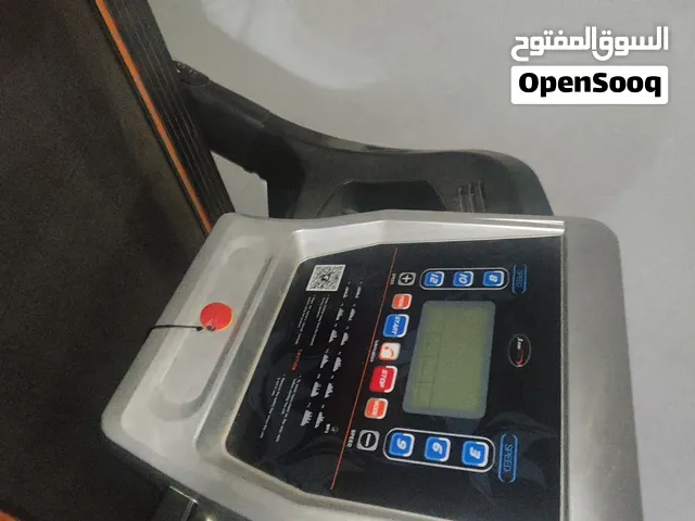 سير شبه جديد بس فيه عطل في المحرك500