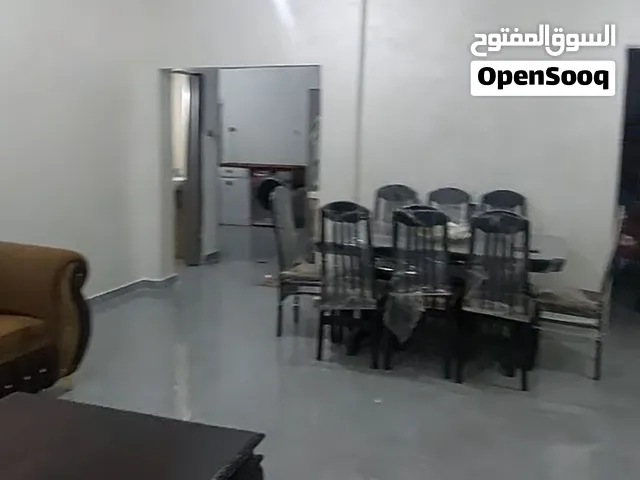 على الكاش 130الف ش سكنه90m عند دوار نمره بجانب شركة كايا قبل مفرق أبو الحلاوه