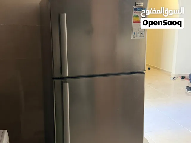 للبيع ثلاجه وغساله وفرن مستعمل خفيف ونظيف جدا للبيع