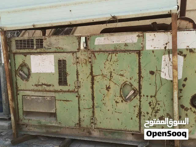 مولد كهرباء نوع ياباني 150KVمحرك 6سلندر هينو 70 نفس مكينه السيارة الحمل الهينو
