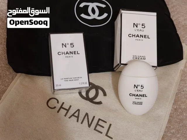 Chanel Clutch, 35 ml  Chanel N°5 Hair Mist & 50 ml Hand/body Cream