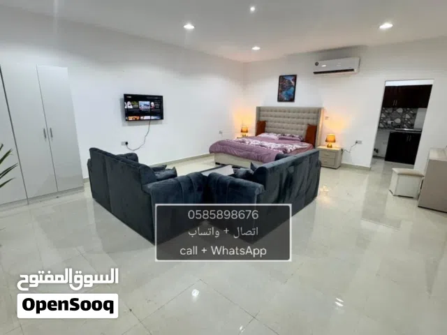 للإيجار استيديوهات ضمن فيلا في المعترض 2400/شهري شامل متوفر مداخل خاصه