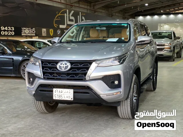 سيارة تويوتا فورشنر 2021 للبيع