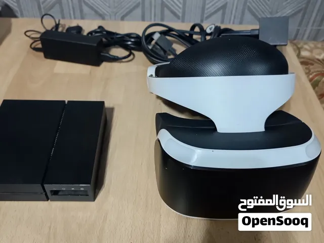 نظارة الواقع الافتراضي سوني vr للبلايستيشن 4 بحالة ممتازة مع ملحقاتها
