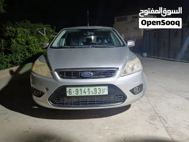 فورد فوكس 2010  خالية من الضربات شصي  ايد اولى استراد شخصي  ادهان كامل مع بولش لكل سيارة