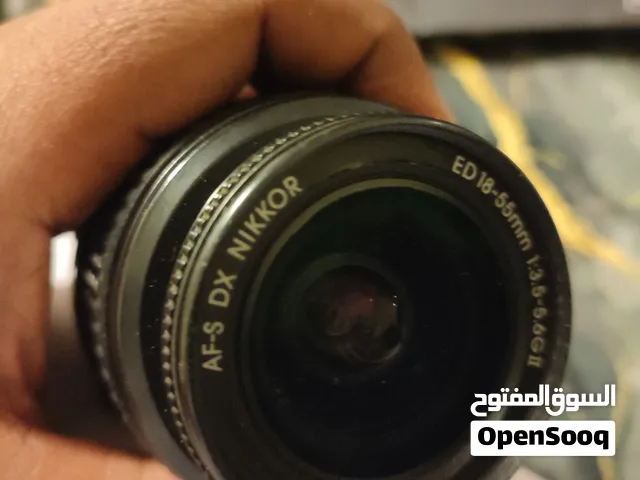 عدسة نيكون